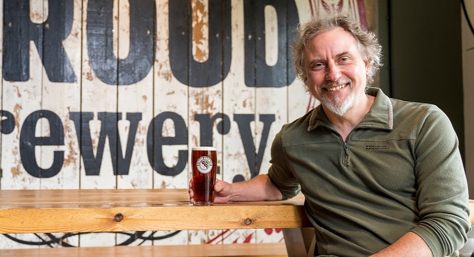 Gloucestershire brewery wins gold at the 'Oscars for beer' - Vimarsana News