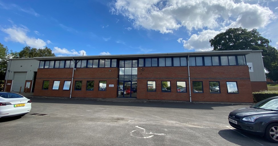 Huge 25,000 sq ft warehouse to be refurbished and put up for sale in Stonehouse - Vimarsana News