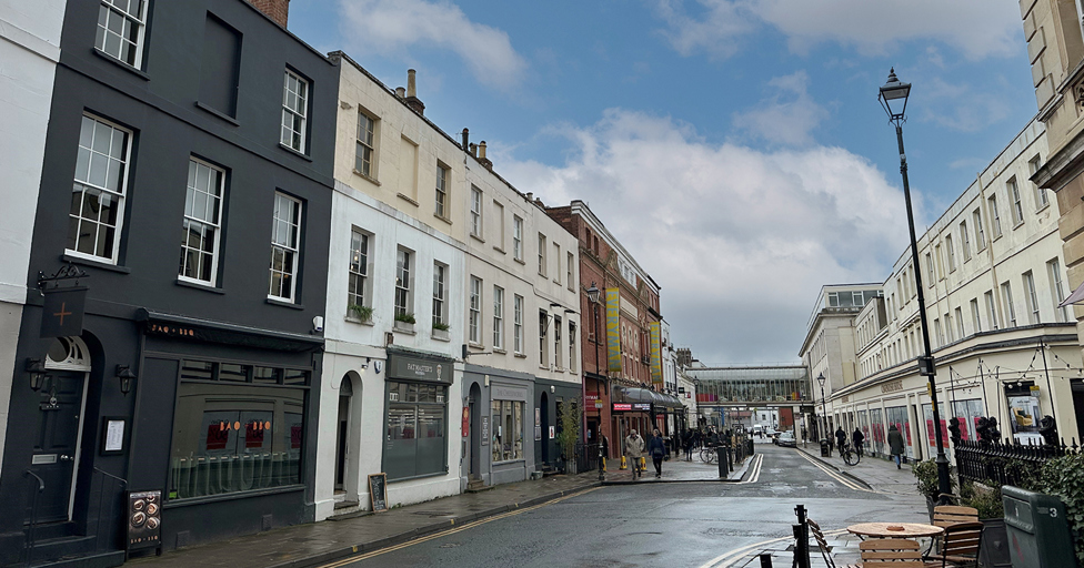 13 really good reasons to visit Regent Street in Cheltenham - Vimarsana News