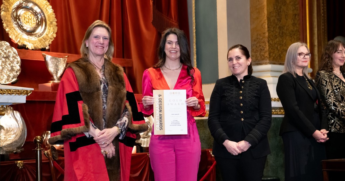 Cotswolds jewellery designer scoops gold at national awards