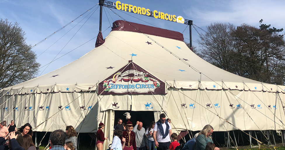 Giffords Circus Les Enfants du Paradis tour 2023 Gloucestershire - Vimarsana News