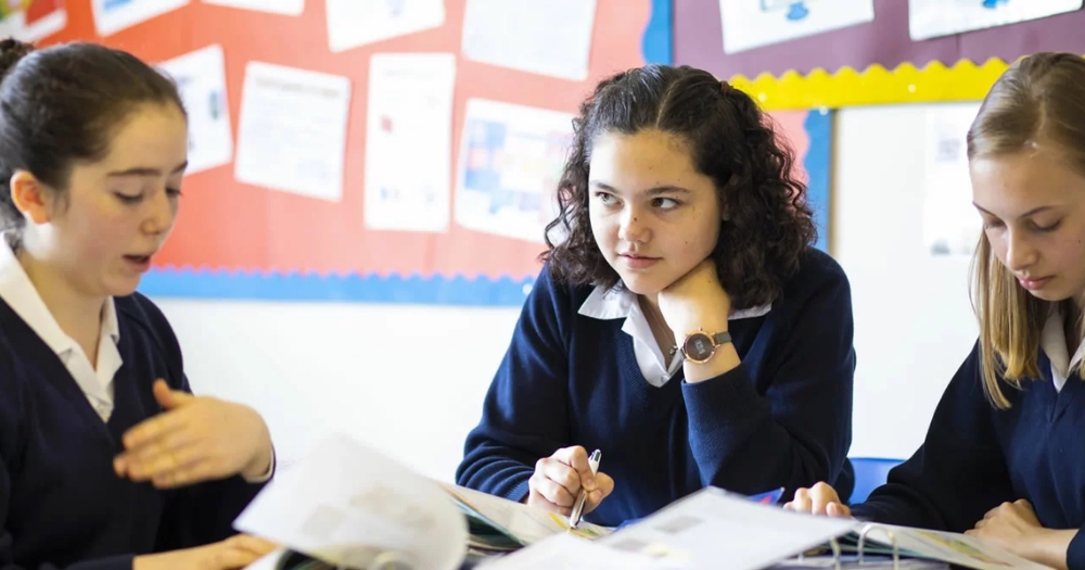 Independent girls' school to start accepting boys