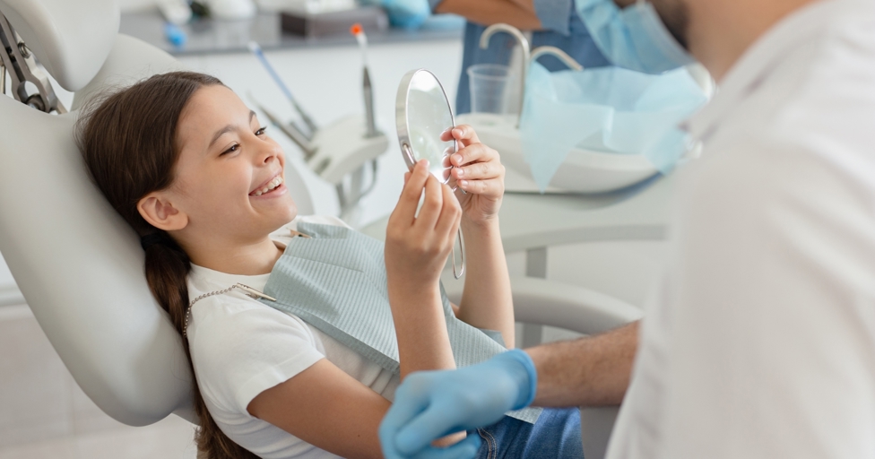 Why you should see a dental hygienist to keep your teeth healthy - Vimarsana News