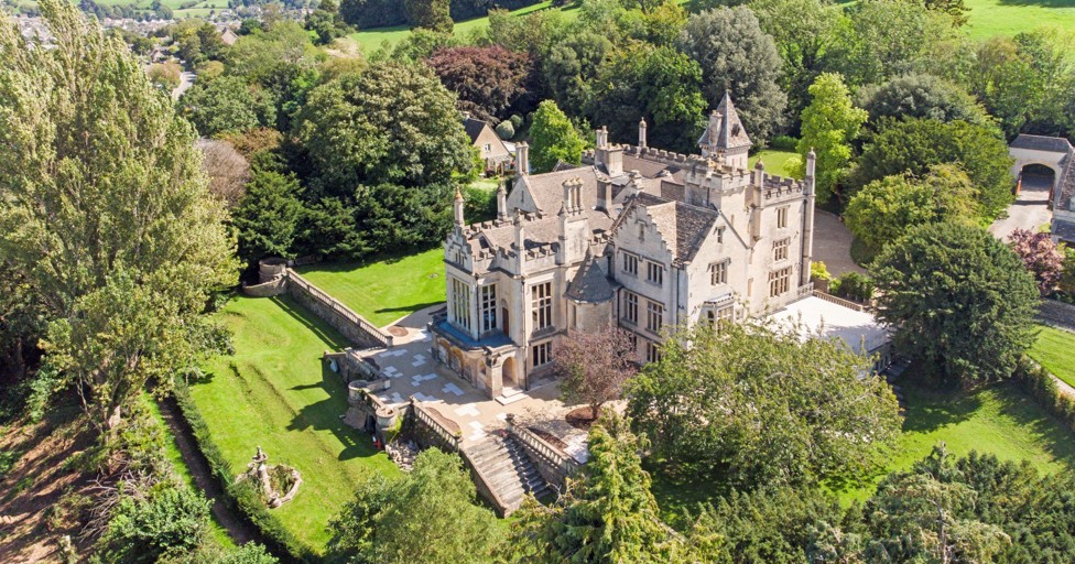 Featured property: Live in a baron's country manor house near Stroud for £17,000 a month - Vimarsana News