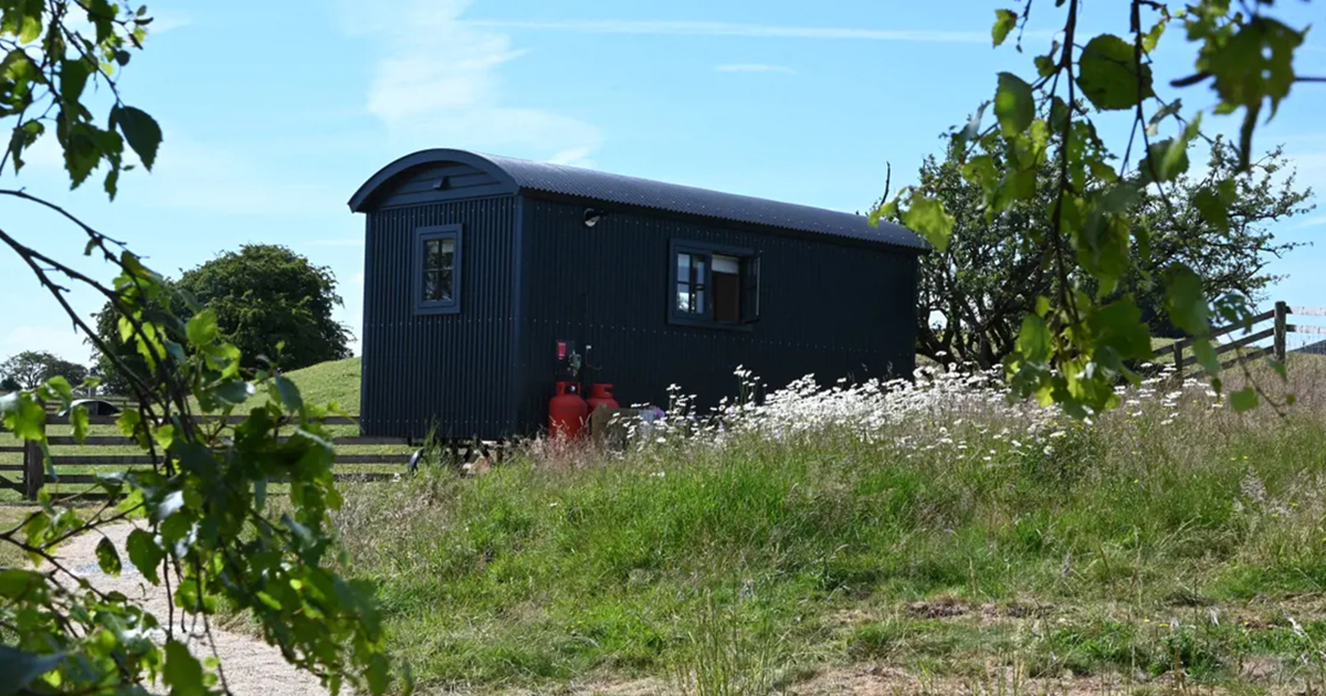 Cotswold Farm Park launches new shepherds hut short breaks