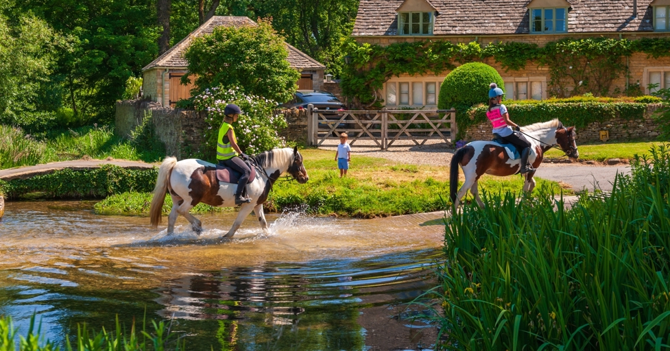The perfect family-friendly weekend in the Cotswolds - Vimarsana News