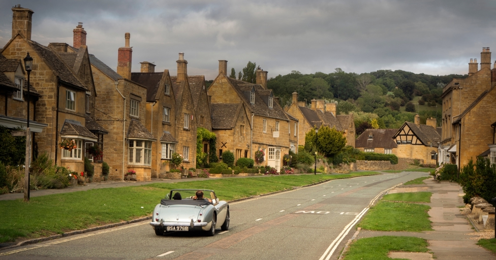 Join a secret navigational car rally through the Cotswolds - Vimarsana News