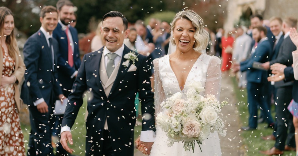 A dreamlike Cotswolds wedding day with surprising celebrations for guests - Vimarsana News