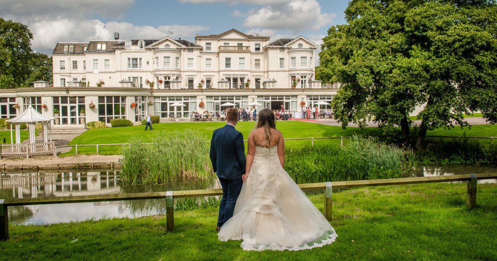 Win a wedding worth £7,500 at DoubleTree by Hilton in Cheltenham - Vimarsana News